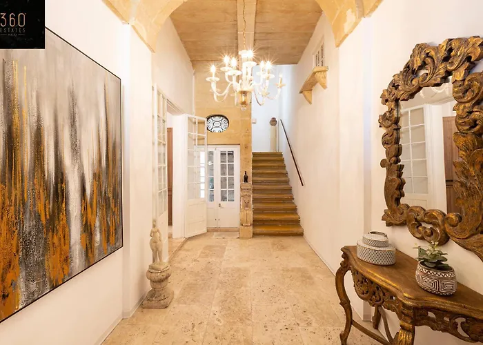 Palazzo El Cattedrale In Historic By 360 Estates Ferienhaus