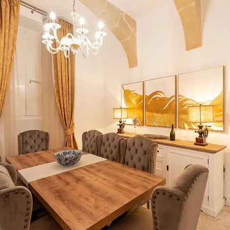 Palazzo El Cattedrale In Historic By 360 Estates Holiday home *