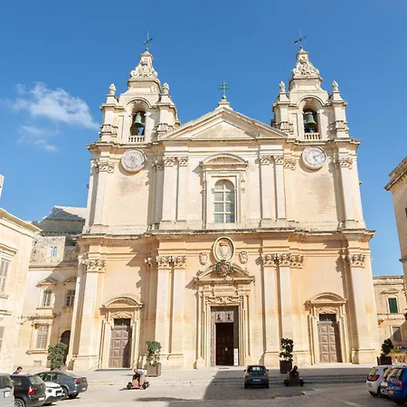 Palazzo El Cattedrale In Historic By 360 Estates Prázdninový dům
