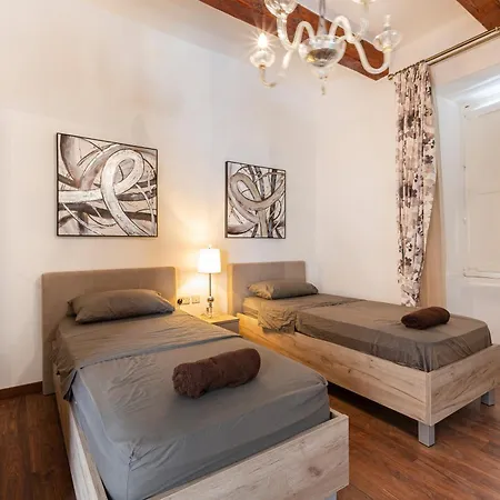 Holiday home Palazzo El Cattedrale In Historic By 360 Estates *