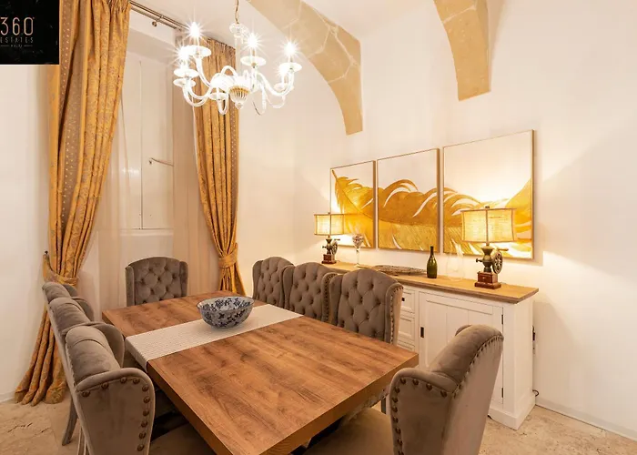 Palazzo El Cattedrale In Historic By 360 Estates Holiday home *