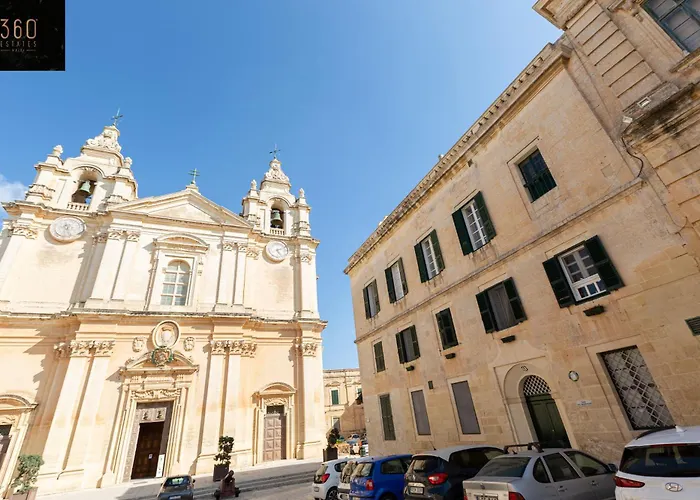 Palazzo El Cattedrale In Historic By 360 Estates *