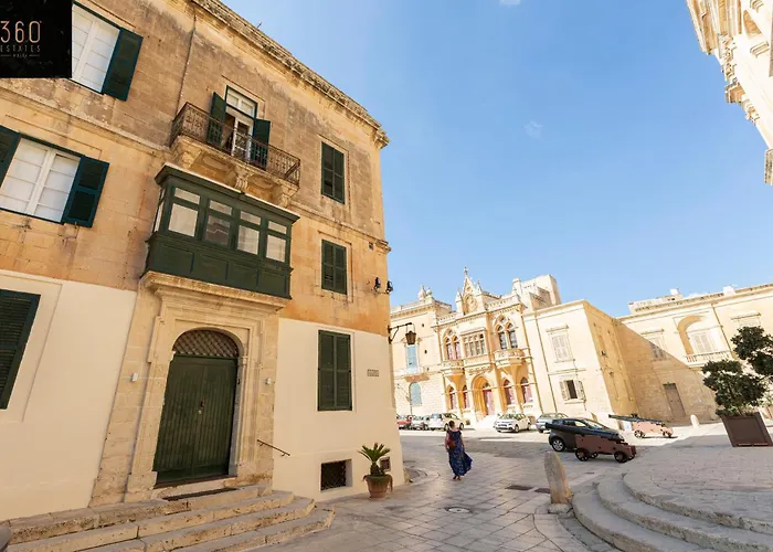 Holiday home Palazzo El Cattedrale In Historic By 360 Estates *