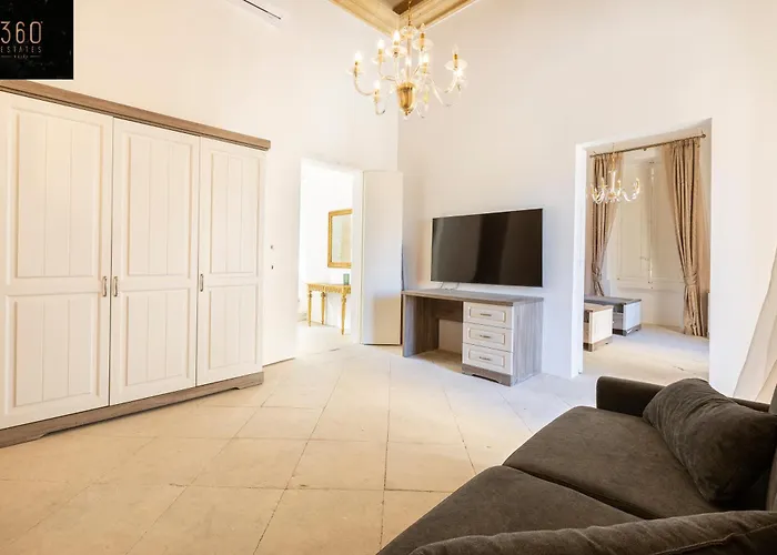 Palazzo El Cattedrale In Historic By 360 Estates Case de vacanță *